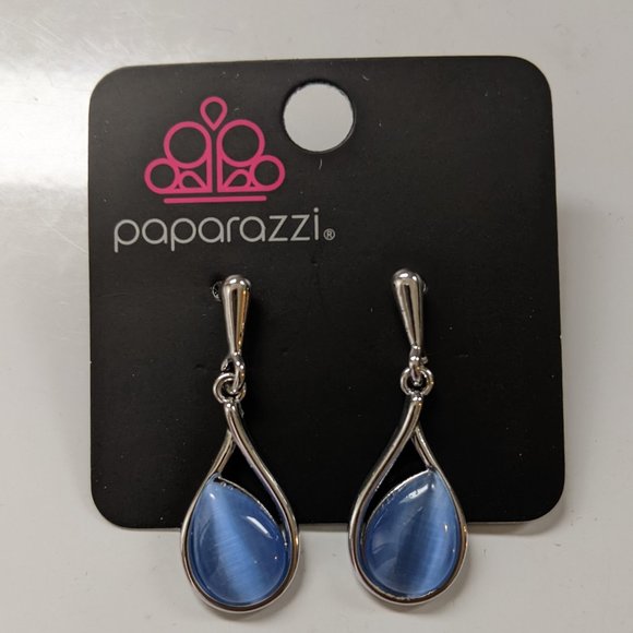 Earrings - Picture 1 of 1